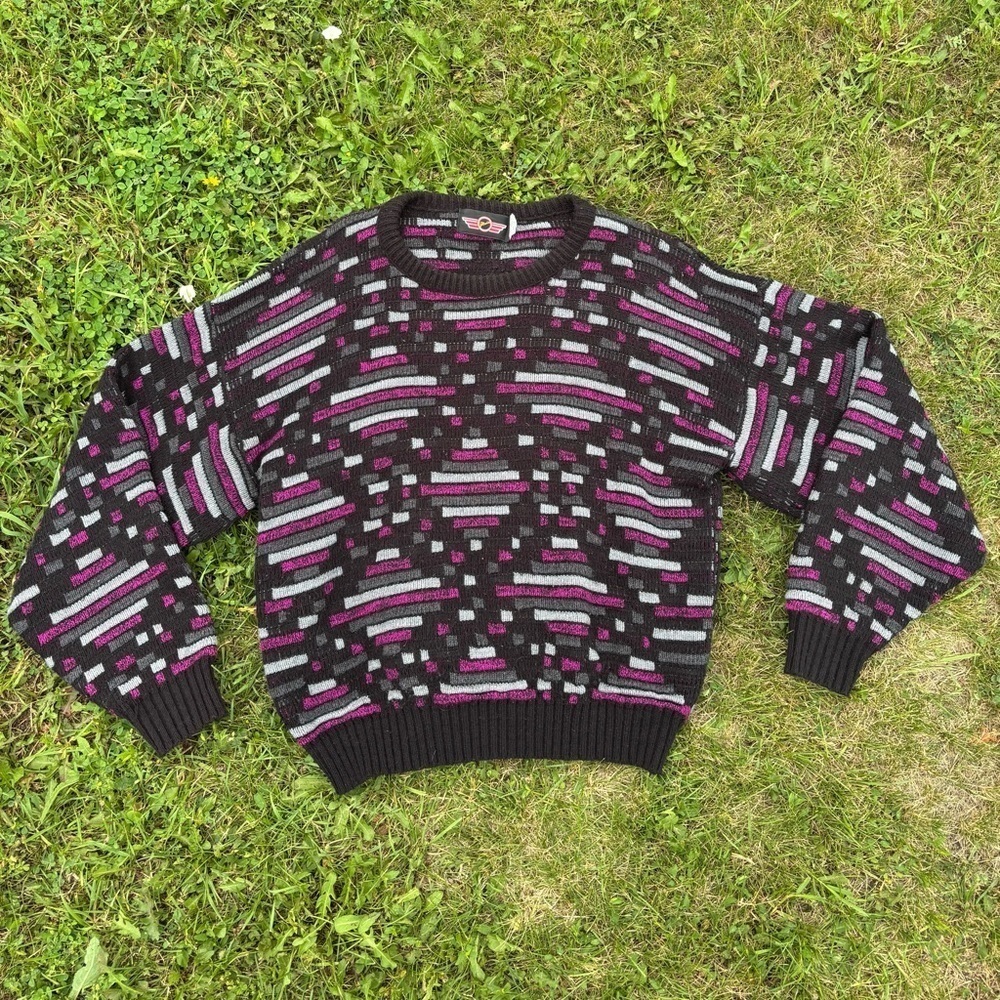 Vtg Fluid Knit Pullover Sweater Sz Medium Geometric Black Gray Magenta Made USA